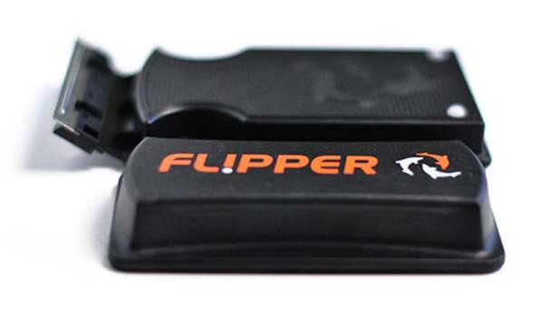 Flipper Standard 2-in-1 Magnetic Algae Cleaner for Glass or Acrylic Aquariums - Image 1